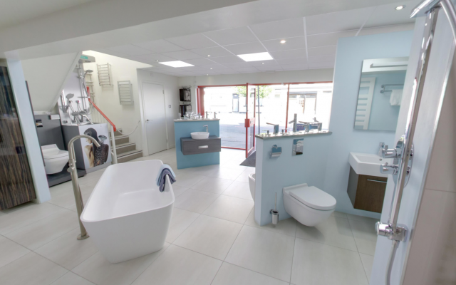 09 - Plumb Inn Bathroom Showroom - Freestanding Bath, Back-to-Wall Toilets and Wall-Hung Vanity Unit