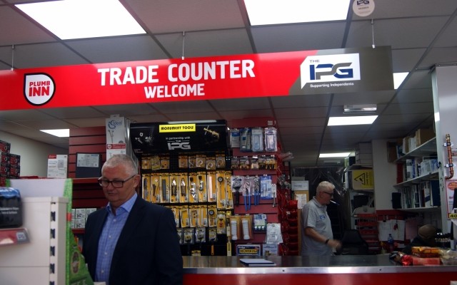 4 Trade Counter